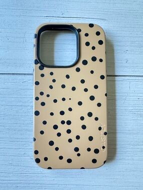 Casely iPhone 14 Pro Case “Dotted Animal”